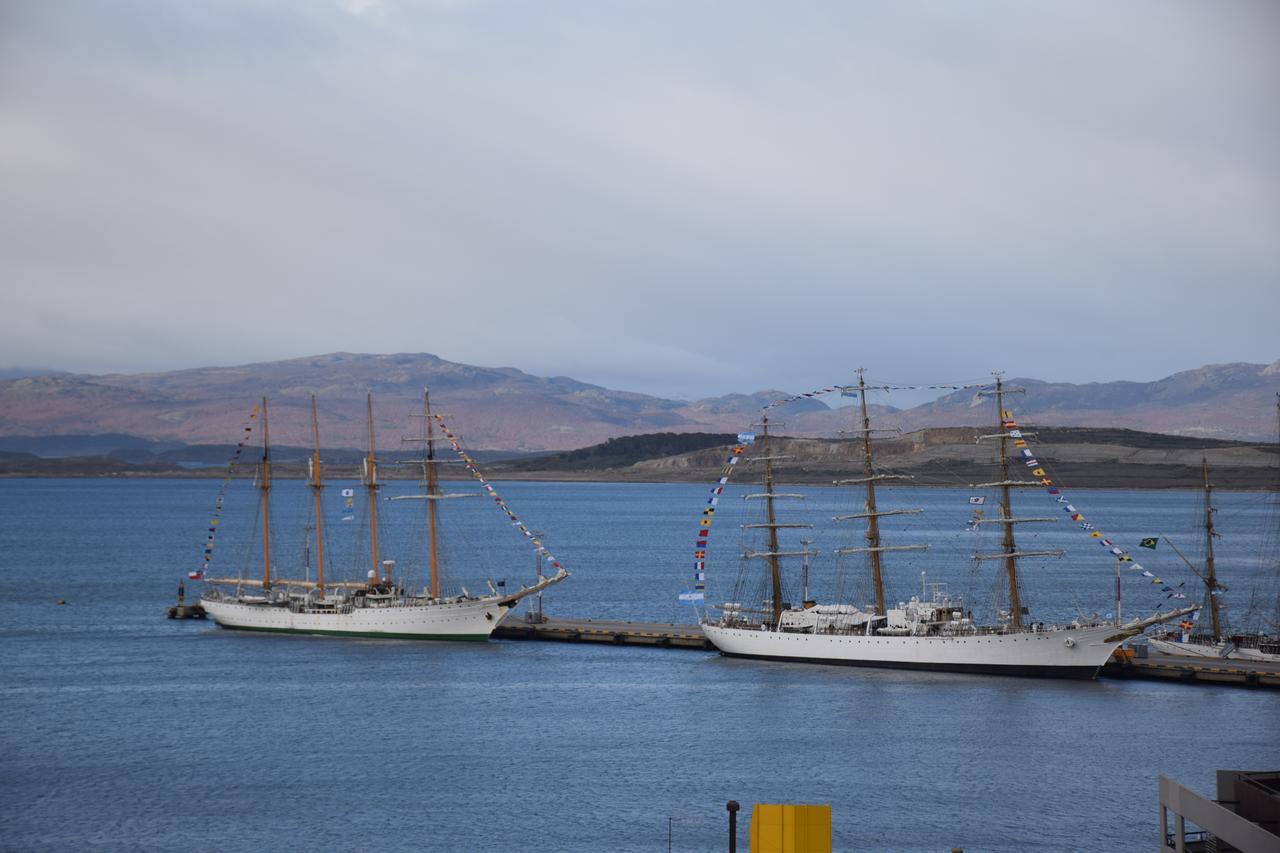 Hotel Tierra Del Fuego Ushuaia Ngoại thất bức ảnh